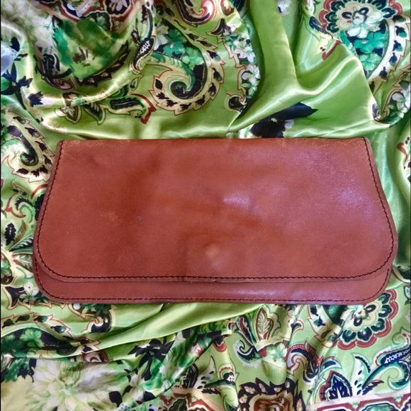 1960's handmade Leather clutch - Picture 5 of 8